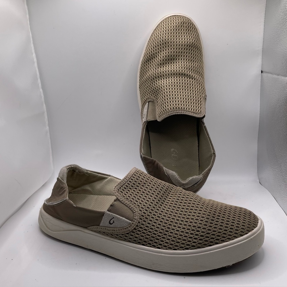 Olukai Lae Ahi Slip On Shoes Men's Size 10 Beige Loafer Beach Boat Summer Hook